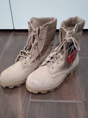 VINTAGE 90s ROTHCO DESERT COMBAT BOOTS NWT (NOS)